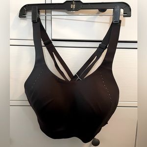 NWT lululemon air support bra 38D